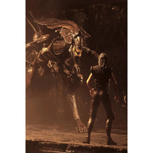 Load image into Gallery viewer, Alien Resurrection Queen Ultra Deluxe Boxed Action Figure Maple and Mangoes