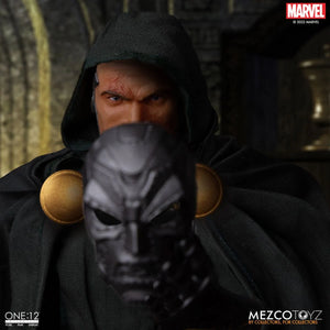 Mezco - One:12 Collective - Doctor Doom Maple and Mangoes