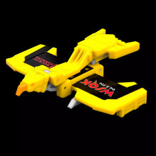 Load image into Gallery viewer, Transformers Stranger Things Freakwency and 8-Trax Maple and Mangoes