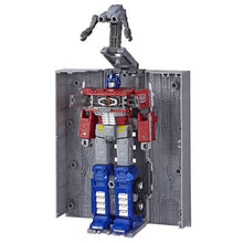 Load image into Gallery viewer, Transformers Generations War for Cybertron Earthrise Leader Class Optimus Prime Maple and Mangoes