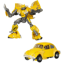 Load image into Gallery viewer, Transformers Gen Figures - Studio Series - TRA: Bumblebee - Deluxe Class - 117 Bumblebee Maple and Mangoes