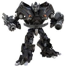 Load image into Gallery viewer, Transformers Gen Figures - Studio Series - Voyager Class - Transformers - Ironhide Maple and Mangoes