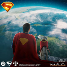 Load image into Gallery viewer, One:12 Collective Figures - DC - Superman (Movie 2025) - Superman Maple and Mangoes