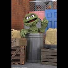 Load image into Gallery viewer, Sesame Street 7" Scale Figures - Ultimate Oscar The Grouch Maple and Mangoes