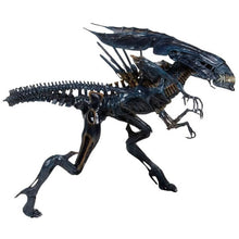 Load image into Gallery viewer, Aliens Figures - Alien Queen Ultra Deluxe Boxed Figure Maple and Mangoes