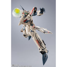Load image into Gallery viewer, Macross Plus YF-19 Excalibur Isamu Alva Dyson Use DX Chogokin Action Figure Maple and Mangoes
