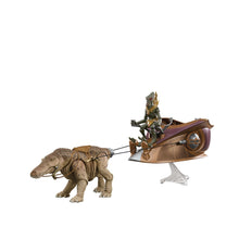 Load image into Gallery viewer, Star Wars: The Vintage Collection Orray & Geonosian Picador Maple and Mangoes