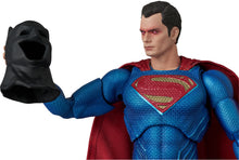 Load image into Gallery viewer, MAFEX Knightmare Superman (Zack Snyder's Justice League Ver.)Maple and Mangoes