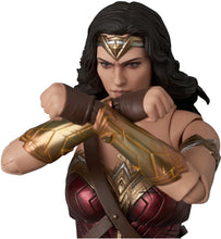 Load image into Gallery viewer, MAFEX Wonder Woman (Zack Snyder's Justice League Ver.) Maple and Mangoes