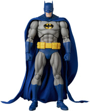 Load image into Gallery viewer, Medicom Toy — MAFEX: BATMAN: HUSH - Batman (Recollection Blue Ver. / No.333) Maple and Mangoes
