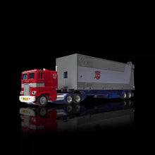 Load image into Gallery viewer, Optimus Prime Transformers 40th Anniversary G1 Retro Reissue Exclusive Maple and Mangoes