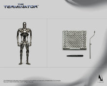 Load image into Gallery viewer, The Terminator - Endoskeleton 1/6 Collectible Figure Maple and Mangoes
