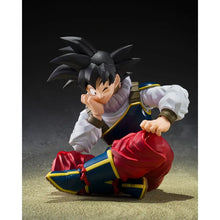 Load image into Gallery viewer, S.H.Figuarts SON GOKU <return to="" earth=""></return> Maple and Mangoes
