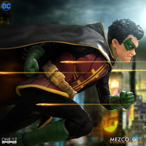 Mezco - One:12 Collective DC Robin Maple and Mangoes