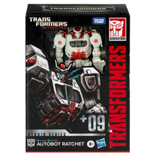 Load image into Gallery viewer, Transformers Toys Studio Series Voyager Transformers: War for Cybertron Gamer Edition Ratchet Maple and Mangoes
