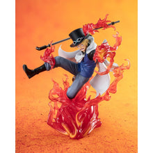 Load image into Gallery viewer, One Piece The Future Island Egghead Version Nami Lightning Blast Extra Battle FiguartsZERO Statue Maple and Mangoes
