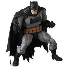 Load image into Gallery viewer, Miracle Action Figures (MAFEX) - DC - Dark Knight Returns - Batman (Black Version) Maple and Mangoes
