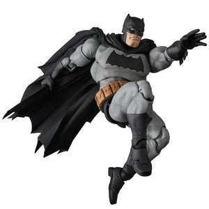 Miracle Action Figures (MAFEX) - DC - Dark Knight Returns - Batman (Black Version) Maple and Mangoes