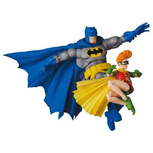 Miracle Action Figures (MAFEX) - DC - Dark Knight Returns - Batman (Blue Version) & Robin Maple and Mangoes