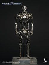 Load image into Gallery viewer, The Terminator - Endoskeleton 1/6 Collectible Figure Maple and Mangoes
