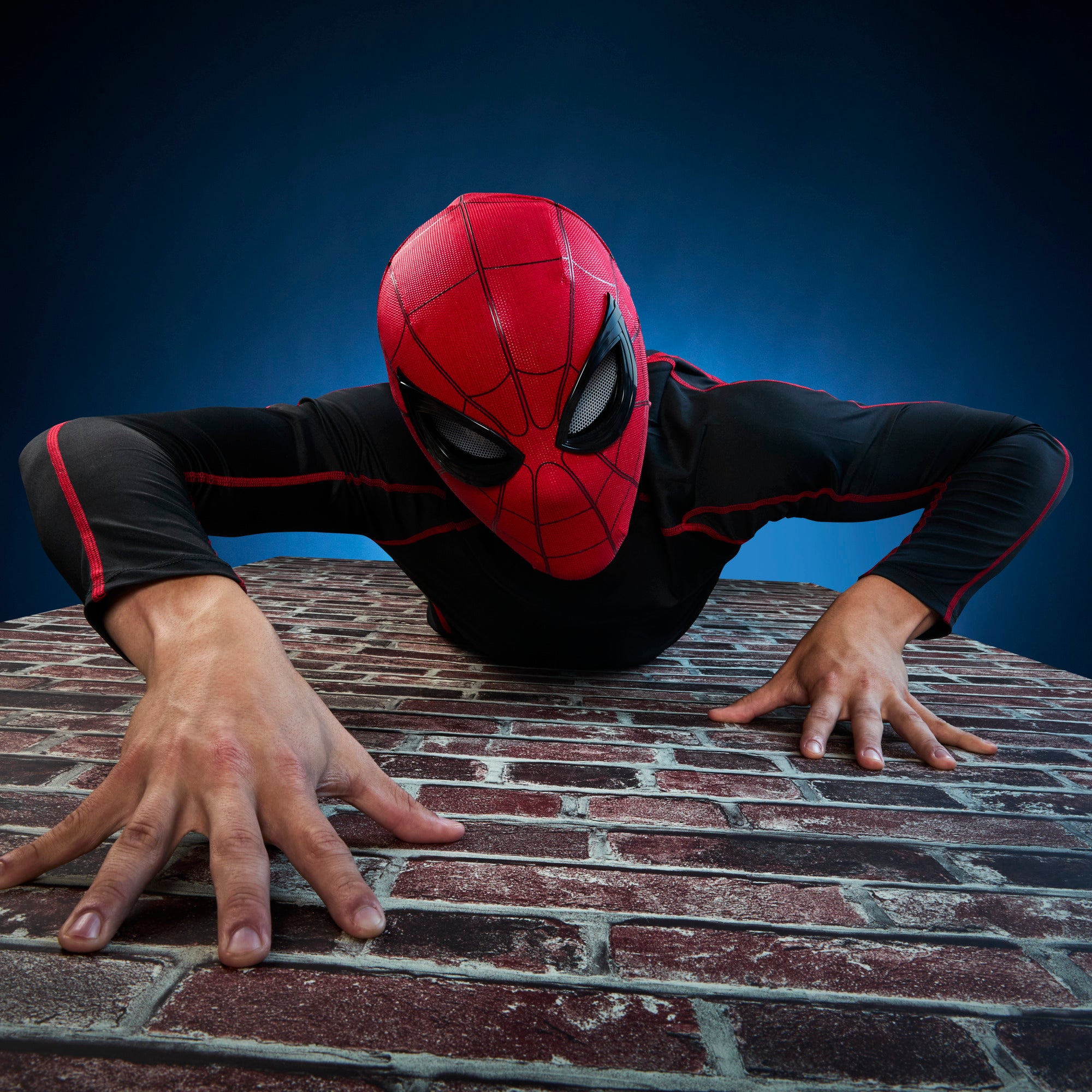 Marvel Legends Series Spider-Man: Homecoming Electronic Expressive