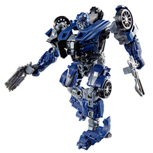 Load image into Gallery viewer, Transformers Studio Series Transformers: The Last Knight Deluxe Class Barricade&nbsp; Maple and Mangoes
