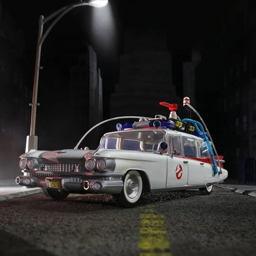 Ghostbusters Vehicles - Plasma Series - 1/18 Scale Ecto-1 (1984) Maple and Mangoes