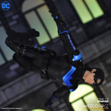 Load image into Gallery viewer, Nightwing One:12 Collective Action Figure Maple and Mangoes
