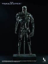Load image into Gallery viewer, The Terminator - Endoskeleton 1/6 Collectible Figure Maple and Mangoes
