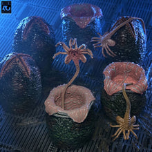 Load image into Gallery viewer, Aliens 7" Scale Accessories - 40th Anniversary - Carton Of Alien Eggs 6-Pack Maple and Mangoes

