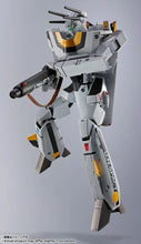 Load image into Gallery viewer, DX CHOGOKIN VF-1S Valkyrie Roy Focker Special Revival Ver. Maple and Mangoes
