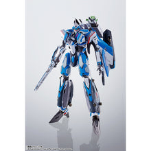 Load image into Gallery viewer, Macross Delta VF-31J Supersiegfried Hayate Immelmann Use Revival Version DX Chogokin Action Figure Maple and Mangoes
