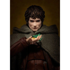 Lord of the Rings: Fellowship of the Ring Frodo Baggins and Gollum S.H.Figuarts Action Figure 2-Pack Maple and Mangoes