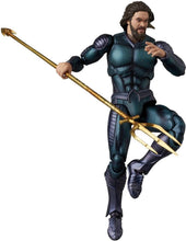 Load image into Gallery viewer, MAFEX (No. 310) : Aquaman and the Lost Kingdom - Aquaman (Stealth Suit Ver.) [Medicom Toy] Maple and Mangoes
