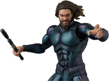 Load image into Gallery viewer, MAFEX (No. 310) : Aquaman and the Lost Kingdom - Aquaman (Stealth Suit Ver.) [Medicom Toy] Maple and Mangoes
