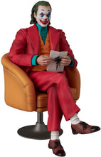 Load image into Gallery viewer, MAFEX (No.309): The Joker - Movie Ver. [Medicom Toy]  (Pre-order)*
