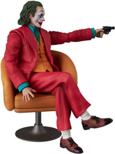 Load image into Gallery viewer, MAFEX (No.309): The Joker - Movie Ver. [Medicom Toy]  (Pre-order)*
