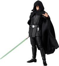 Load image into Gallery viewer, MAFEX Luke Skywalker (TM)(The Mandalorian Ver.) Maple and Mangoes
