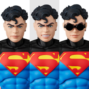 MAFEX Superboy (Return of Superman) (Pre-order)*