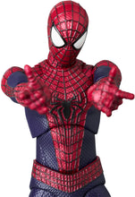 Load image into Gallery viewer,   MAFEX The Amazing Spider-Man Maple and Mangoes
