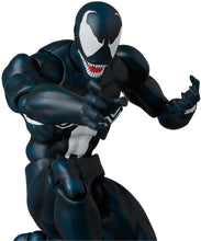 Load image into Gallery viewer, MAFEX Venom (Comic Ver.) Maple and Mangoes
