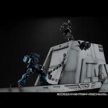 Load image into Gallery viewer, 1/144 HG Series Realistic Model Series Mobile Suit Gundam Unicorn Nahel Argama Catapult Deck (UC ver.) Maple and Mangoes
