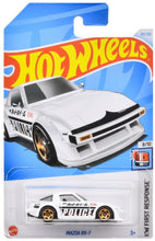 Load image into Gallery viewer, Hot Wheels Basic Car Mazda RX-7 (HXP90-9866) Maple and Mangoes
