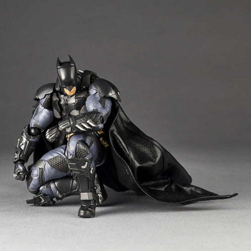  Revoltech Amazing Yamaguchi Batman (Batman: Arkham Knight Ver.) Action Figure Limited Bonus Set Maple and Mangoes