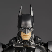 Load image into Gallery viewer,  Revoltech Amazing Yamaguchi Batman (Batman: Arkham Knight Ver.) Action Figure Limited Bonus Set Maple and Mangoes
