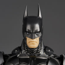 Load image into Gallery viewer,  Revoltech Amazing Yamaguchi Batman (Batman: Arkham Knight Ver.) Action Figure Limited Bonus Set Maple and Mangoes
