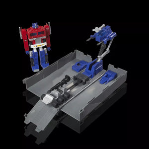 Optimus Prime Transformers 40th Anniversary G1 Retro Reissue Exclusive Maple and Mangoes