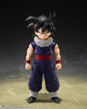 Load image into Gallery viewer, S.H.FIGUARTS: Dragon Ball Z - Son Gohan Z-FIGHTERS Ver. (First Press Bonus) [Bandai Spirits] Maple and Mangoes
