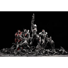 Load image into Gallery viewer, VERMIN Series Project Daedalus Specimen B0200 Locust Acridid Action Figure&nbsp; Maple and Mangoes
