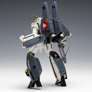 1/100 VF-1S/A Super Valkyrie (Battroid) Maple and Mangoes